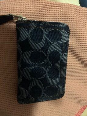 NWT Coach Navy Signature Zip Wallet